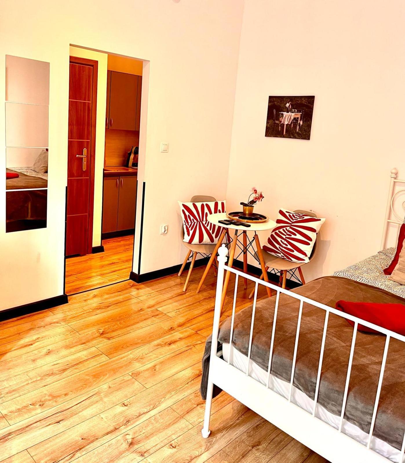 Best 1 Room Condo In Warszawa Center ภายนอก รูปภาพ